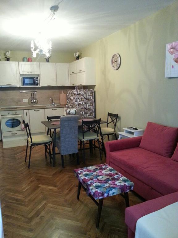Florata Apartment Burgas Екстер'єр фото
